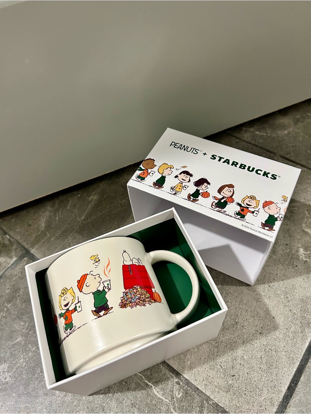 In Box Snoopy Peanuts x Starbucks Collab Coffee Mug